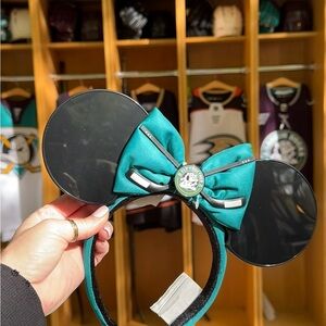 Disney Anaheim Ducks Day Ears & Rally Towel